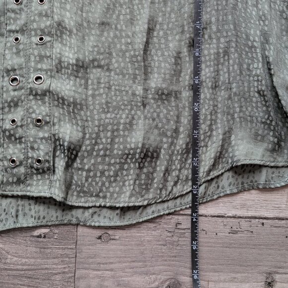 Jennifer Lopez, Sleeveless Flowy Blouse, Olive Green Print, Sz M - Picture 10 of 11